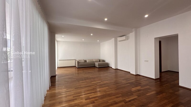 Herastrau Park, Nordului, 2 rooms 120 sqm, terrace, parking.